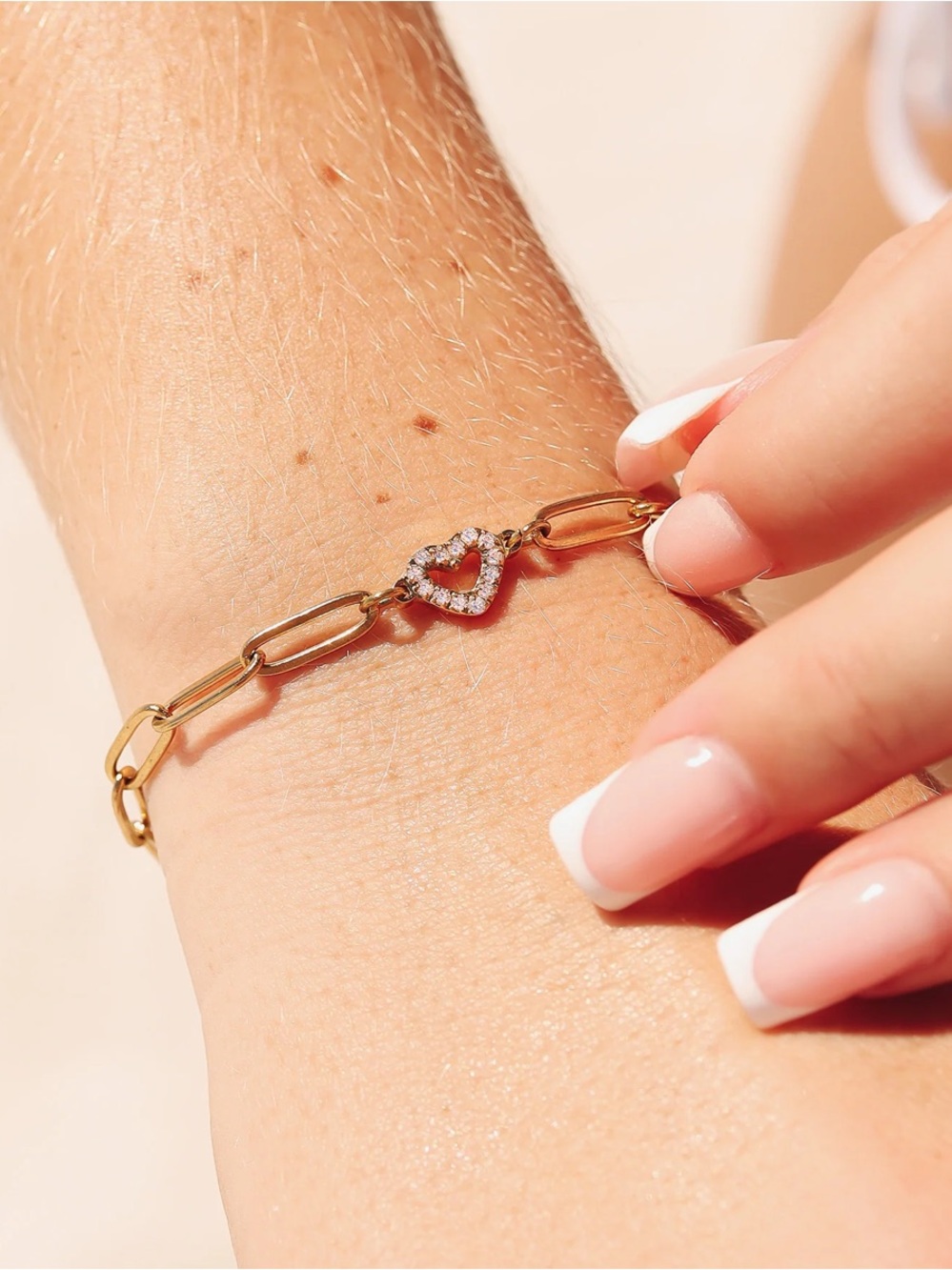 18K Gold PVD Stainless Steel Pave Crystal Heart Paperclip Bracelet